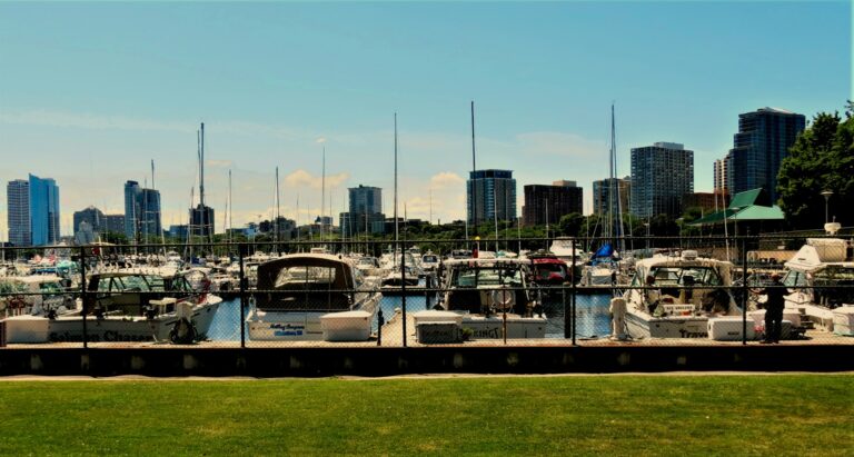 Chicago to Milwaukee business travel